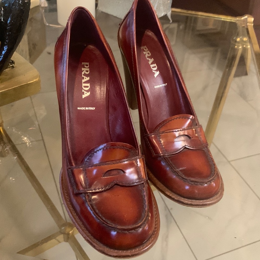 Prada heels size 37.5